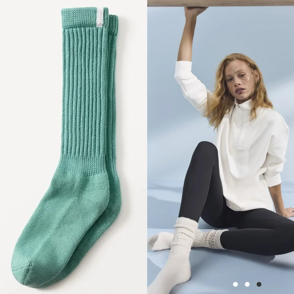 🇺🇸FIRM PRICE🇺🇸Athleta Cloud Scrunch Sock